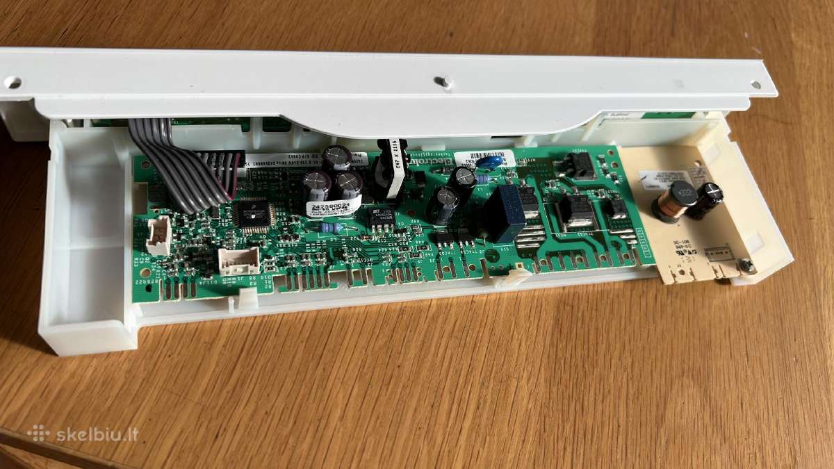 Electrolux šaldytuvo valdymo panėlė - nuotraukos Nr. 2
