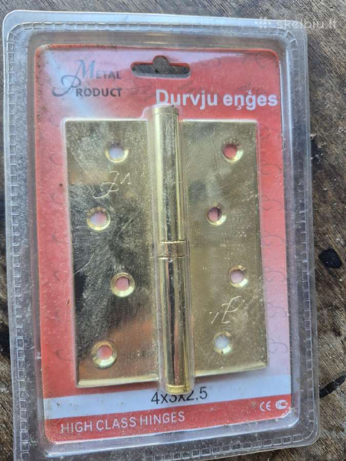 Vyriai durims
