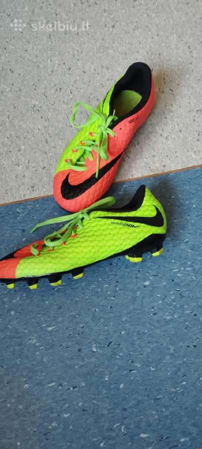 Nike bucai 34 dydis vidpadis 21.5 cm