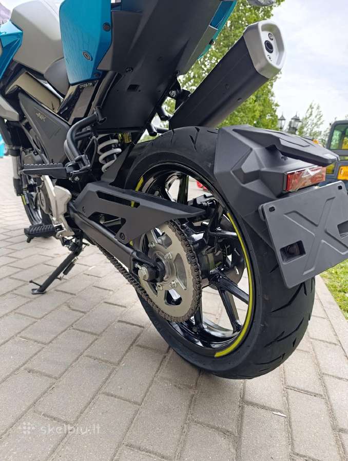 Naujiena motociklas Cfmoto 125nk Abs - nuotraukos Nr. 10