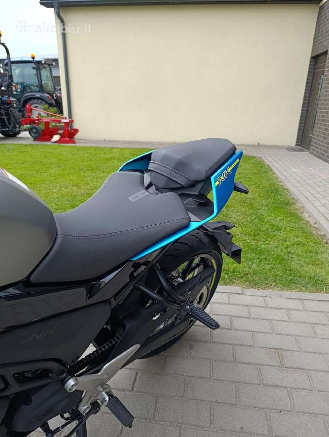 Naujiena motociklas Cfmoto 125nk Abs - nuotraukos Nr. 11