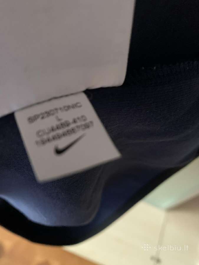 Nike megztinis - nuotraukos Nr. 4
