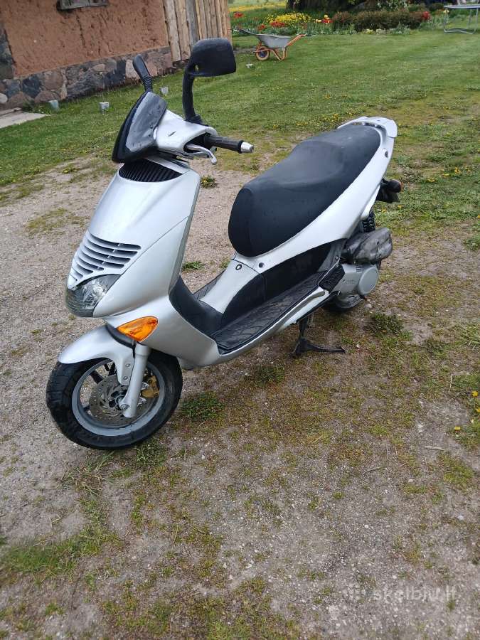 Aprilia Leonardo