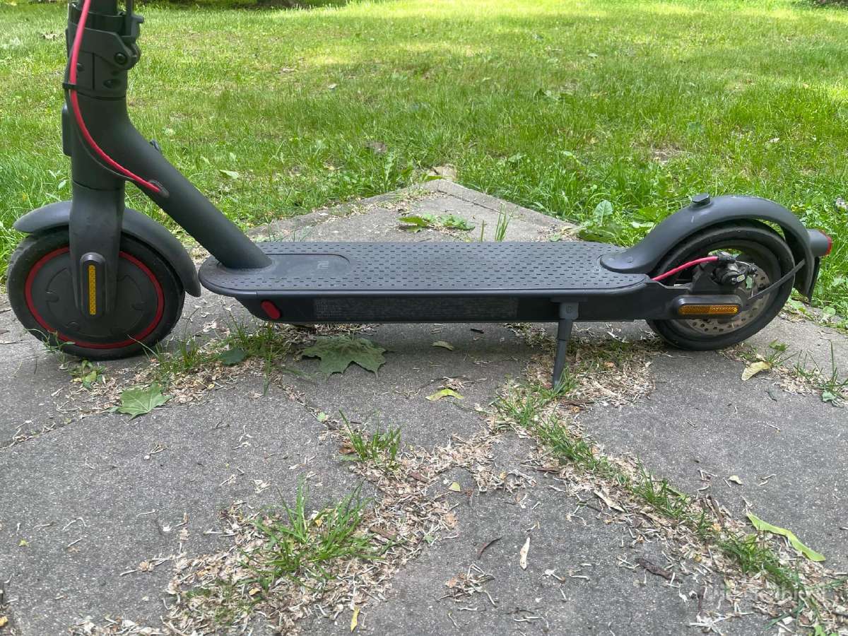 Elektrinis paspirtukas Xiaomi Mi Electric Scooter - nuotraukos Nr. 2
