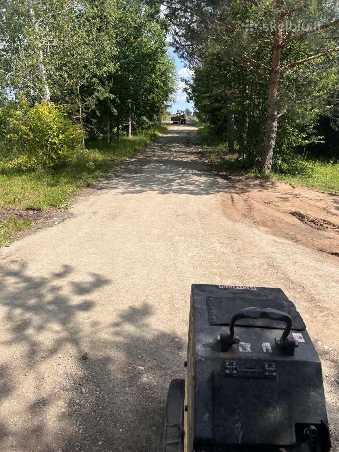 Bobcat nuoma su operatoriumi, savivarčio paslaugos - nuotraukos Nr. 10