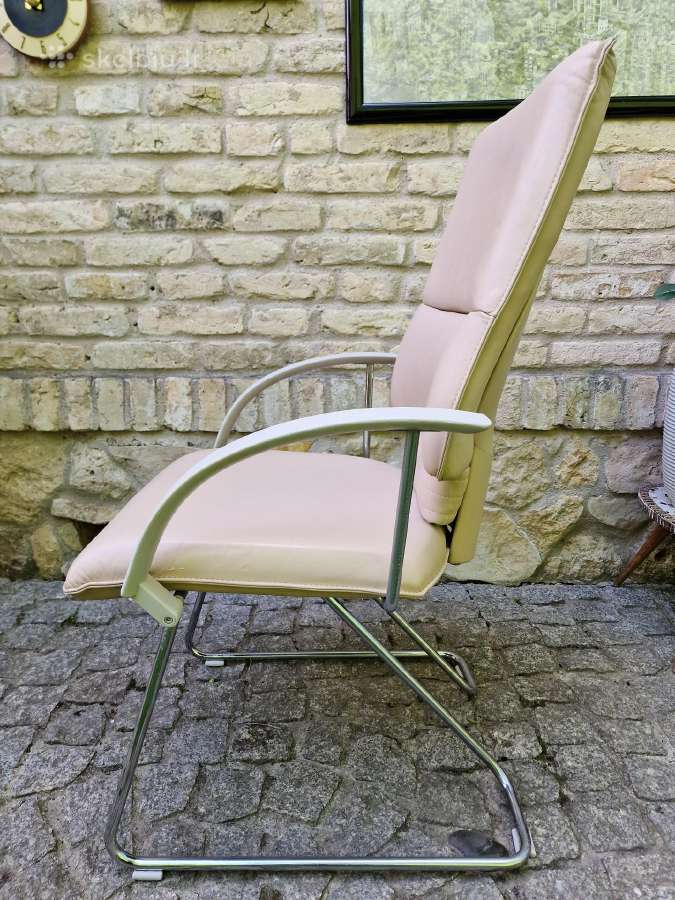 Vintažinė odinė Bauhaus st.darbo kėdė - nuotraukos Nr. 2