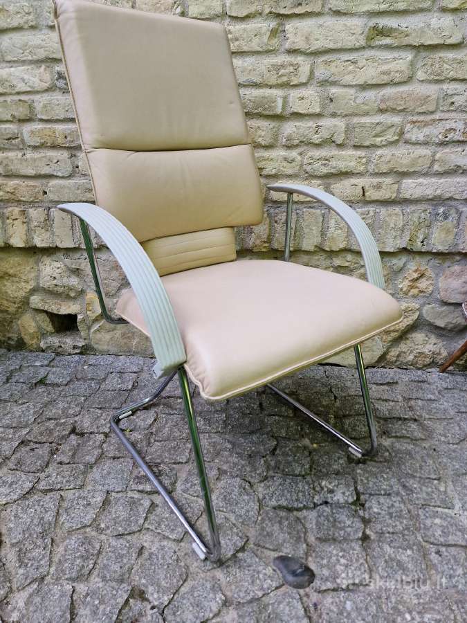 Vintažinė odinė Bauhaus st.darbo kėdė - nuotraukos Nr. 17