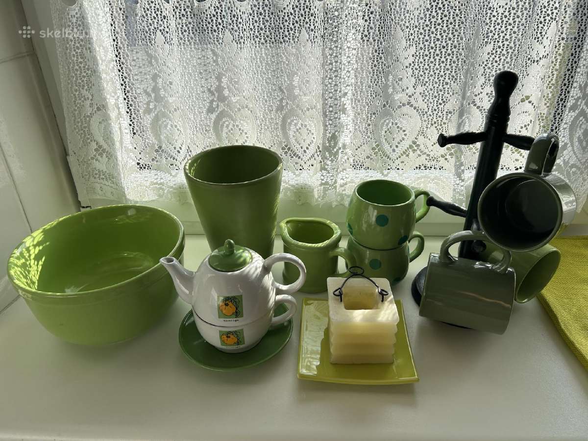 Žaliu indu, staltiesės, kilimėlių rinkinys