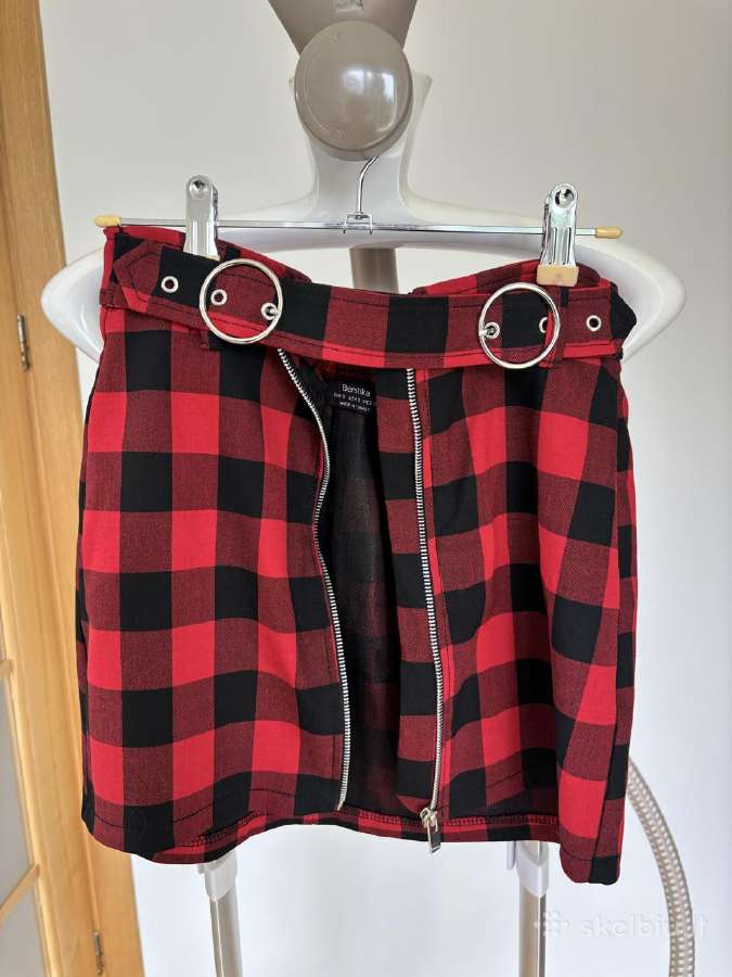Idealios būklės raudonas mini sijonas Bershka - nuotraukos Nr. 4