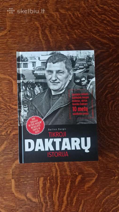 Parduodu knyga"tikroji Daktarų Istorija"