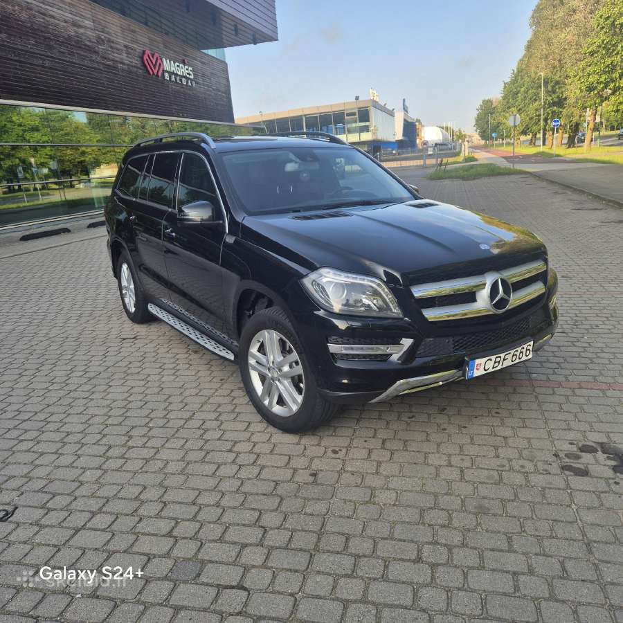 Prabangaus Visureigio Mercedes Gl nuoma