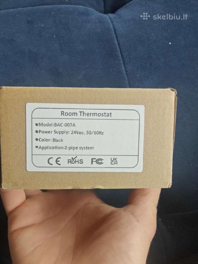 Kambario termostatas 24v