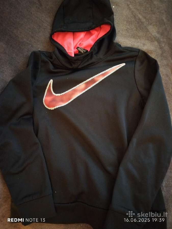 Nike