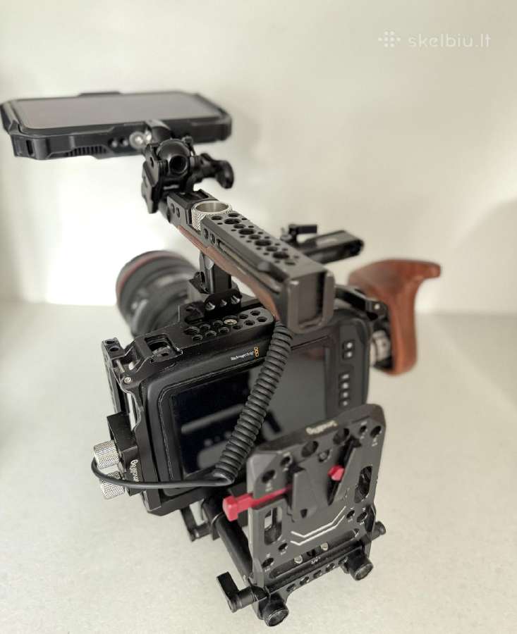 Blackmagic Pocket 4k + Canon 24-105 F4 + Extra - nuotraukos Nr. 2