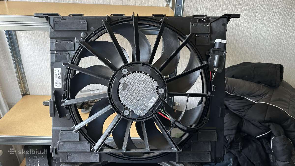 Bmw 5 G11 G12 G32 G32 ventiliatorius