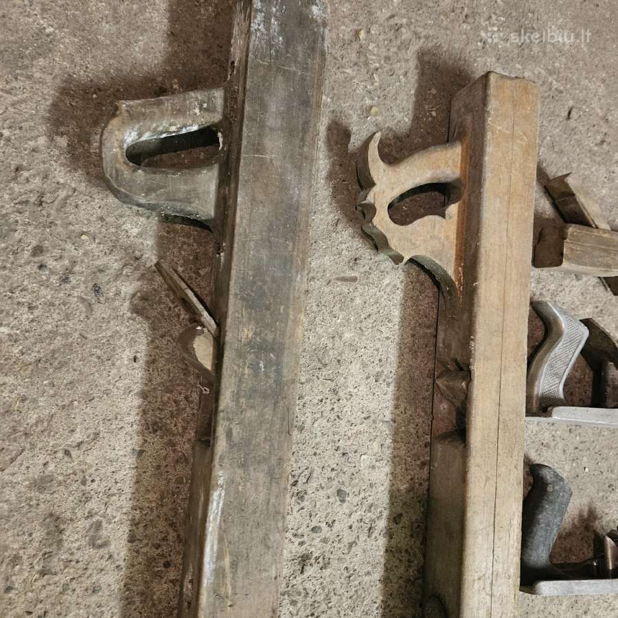 Ilgi,trumpi mediniai, metaliniai senoviniai obliai - nuotraukos Nr. 4