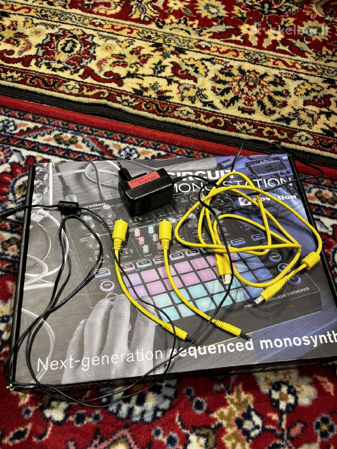 Novation Circuit Monostation - nuotraukos Nr. 3