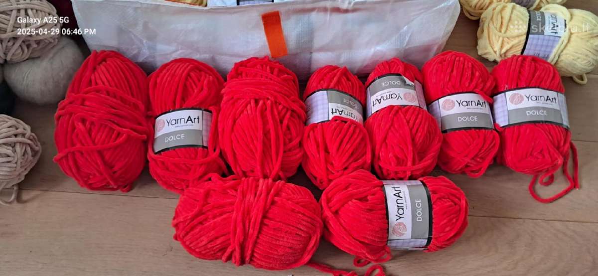 Yarnart Dolce velvetiniai siūlai - nuotraukos Nr. 2