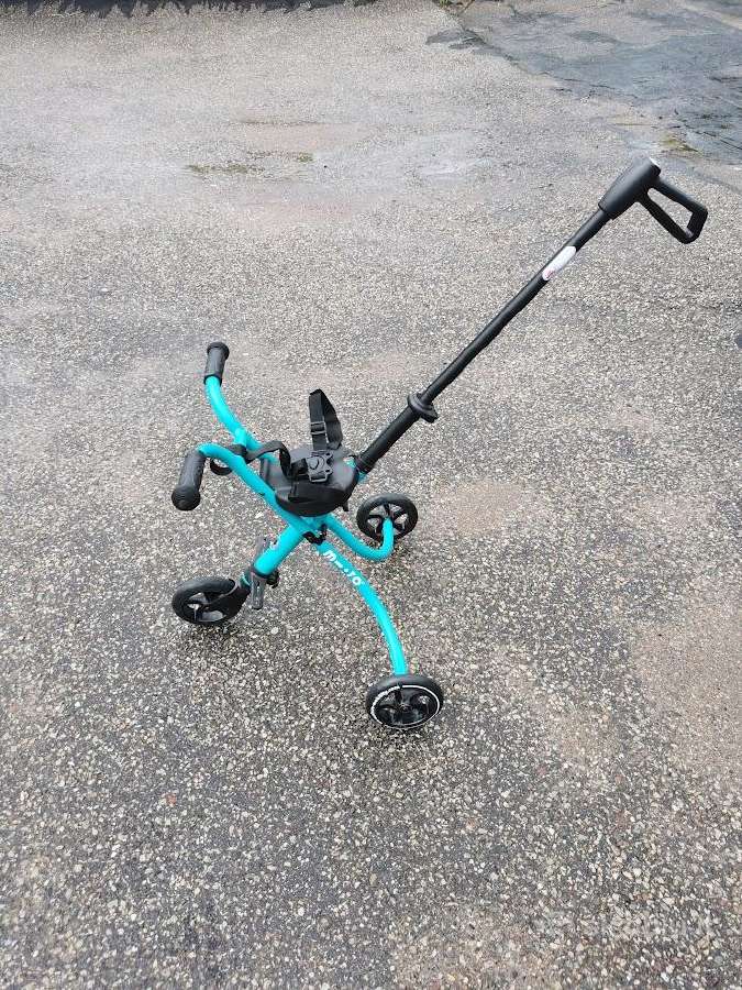 Micromobility stumiamas triratis