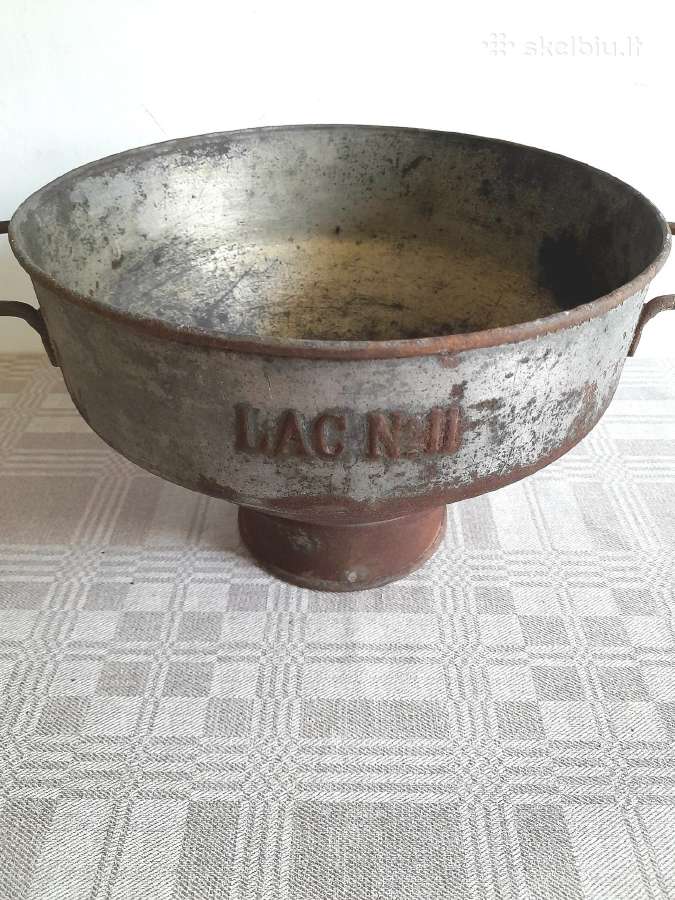Senovinis koštuvas