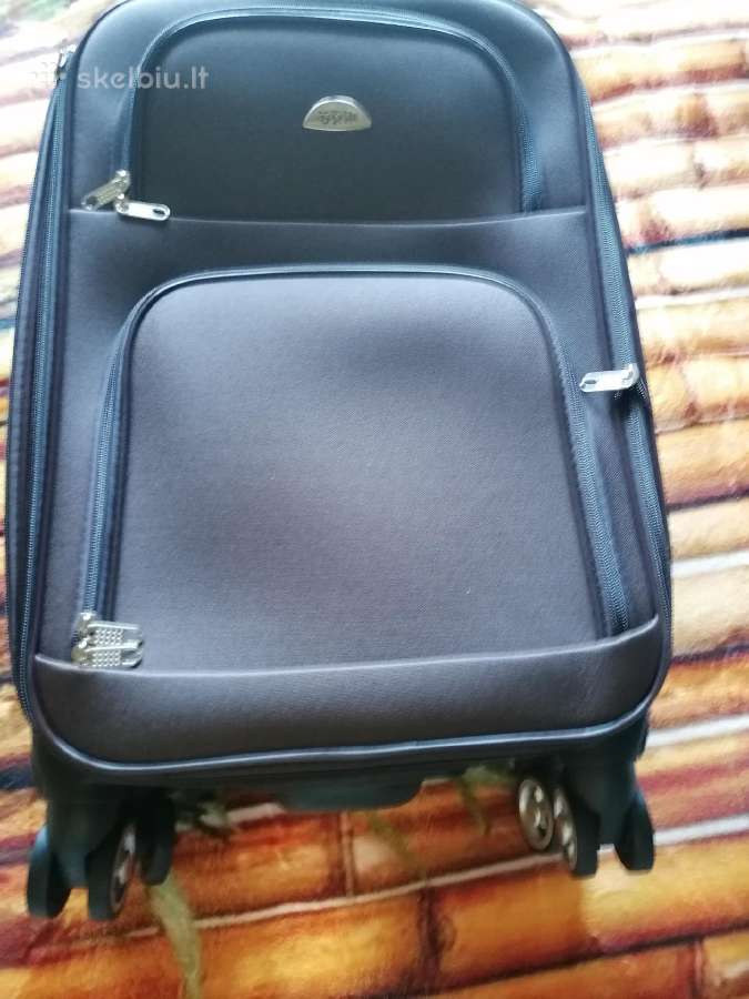 Naujas lagaminas45€. naudotas35€ žygių kuprinė20€ - nuotraukos Nr. 2
