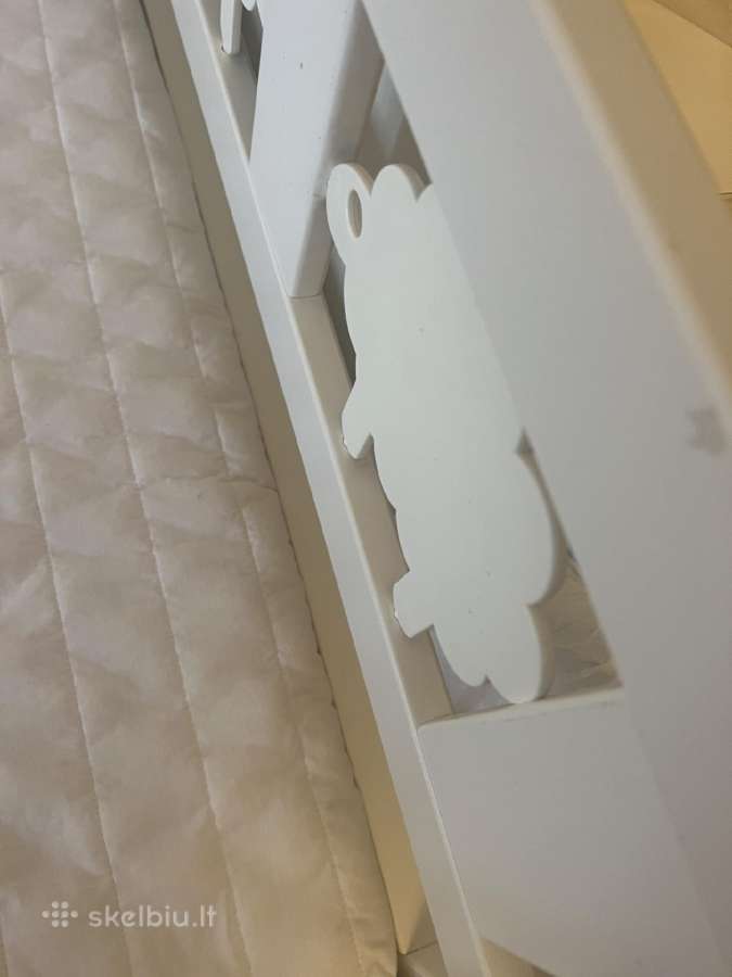 Ikea lova paaugusiam vaikuciui su ciuziniu