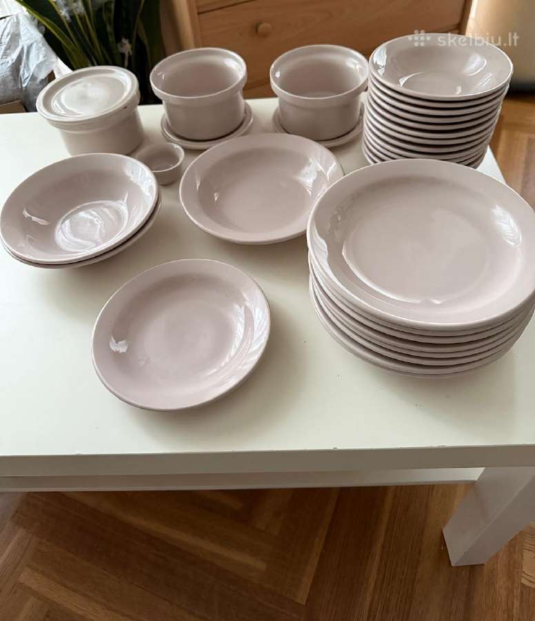Lėkščių rinkinys