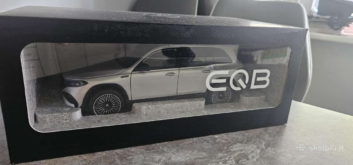 Mercedes Benz Eqb