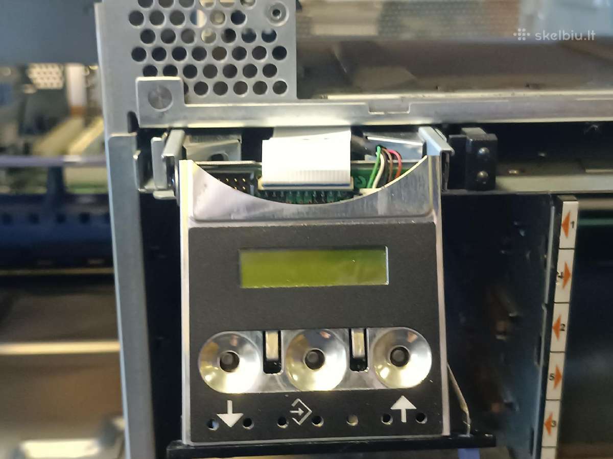 Ibm 8203-e4a Power 520 Serveris (cielas/dalimis) - nuotraukos Nr. 2