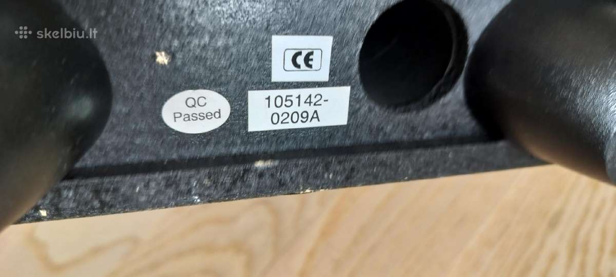 Labtec Subwoofer ir 4 garso kolonėlės. 31w Rms
