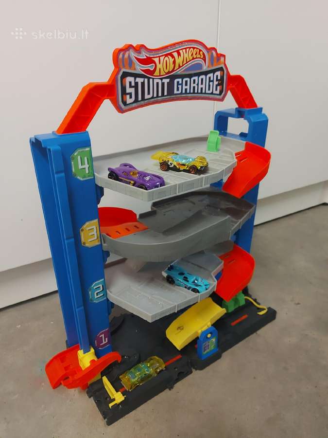Hot wheels trasa Stunt garage