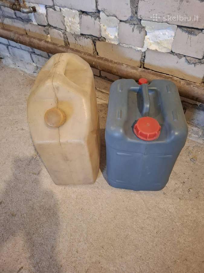 Plastikiniai kanistrai