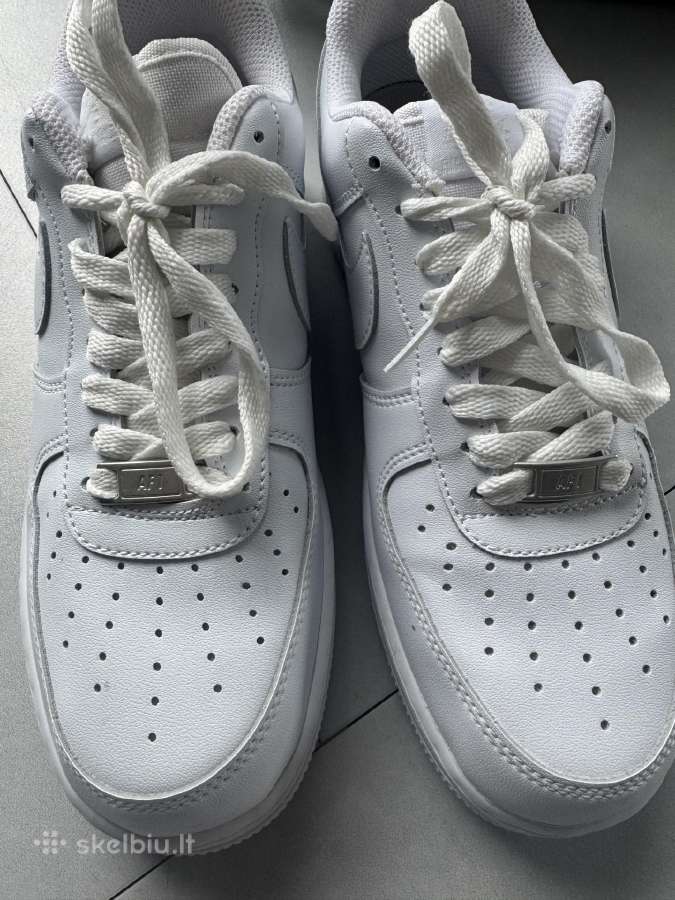 Balti Nike Air Force kedai - nuotraukos Nr. 3