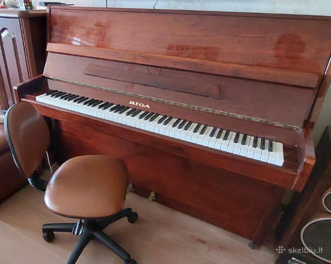 Pianinas Riga