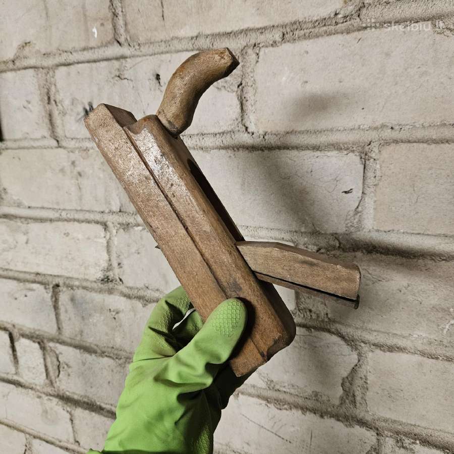 Ilgi,trumpi mediniai, metaliniai senoviniai obliai - nuotraukos Nr. 7