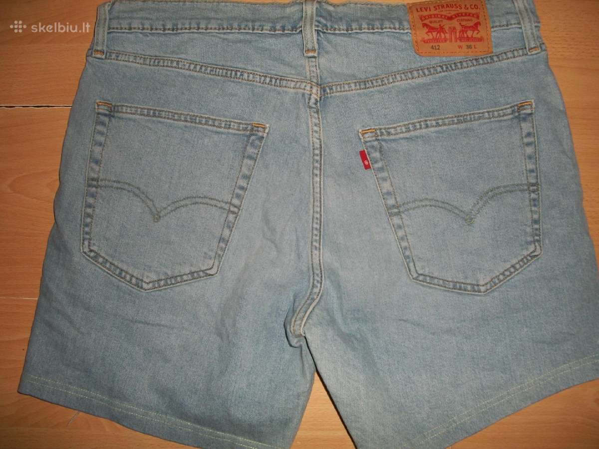 Levis 34 large
