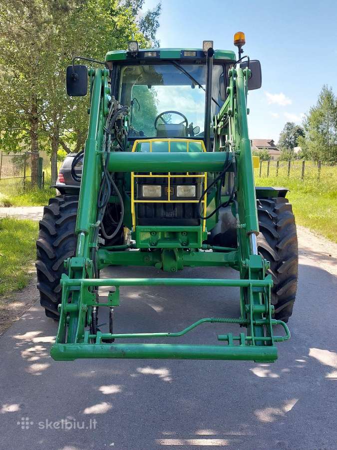 Parduodamas John Deere 6110 2002m traktorius - nuotraukos Nr. 5