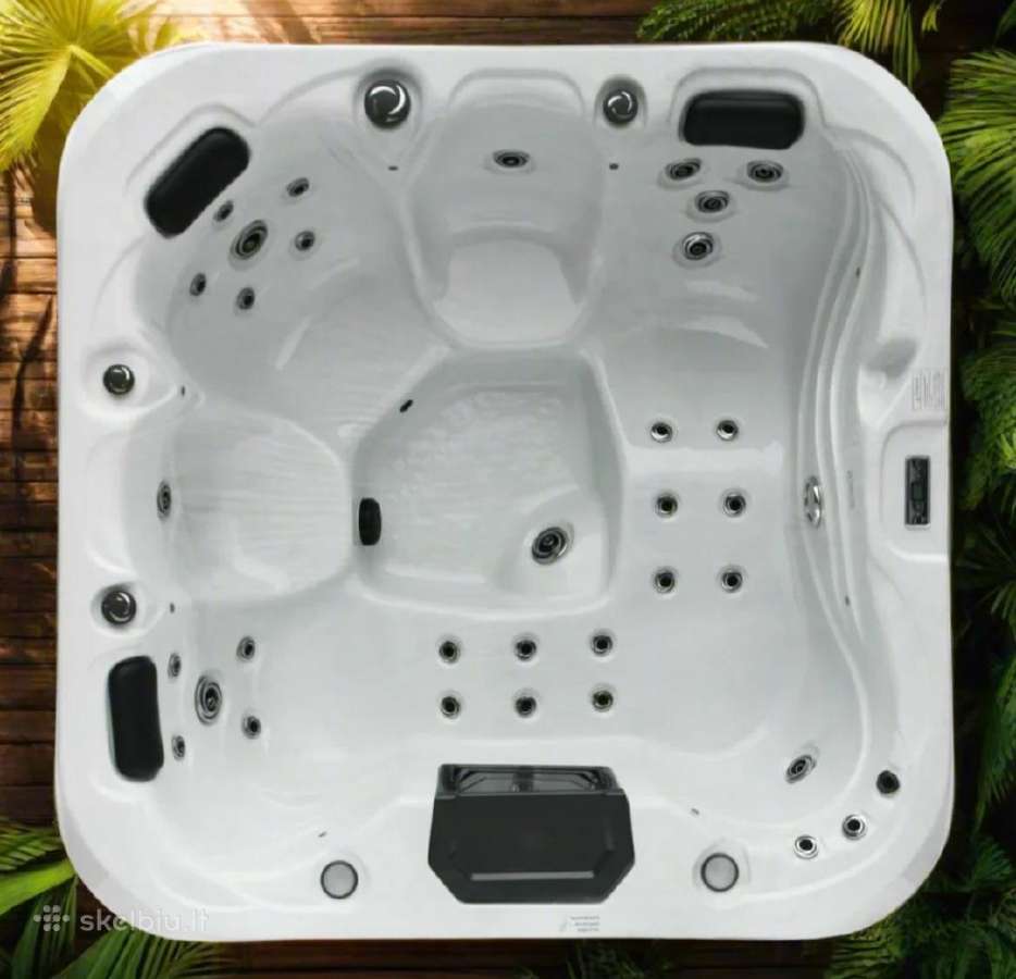 Lauko sūkurinė vonia/ jacuzzi