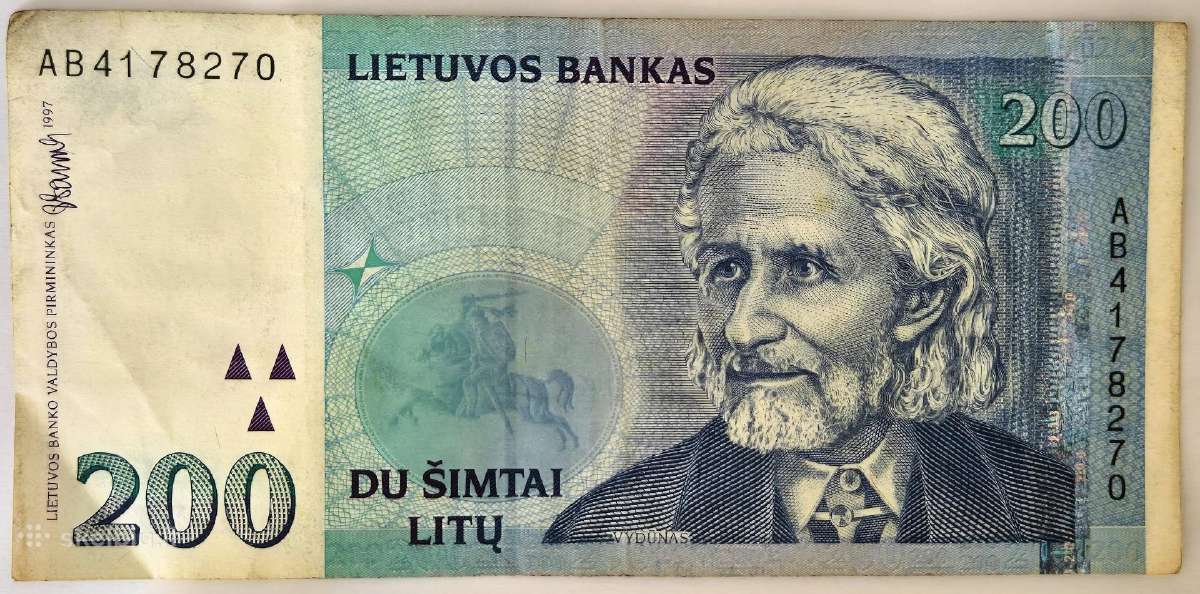 200 litų