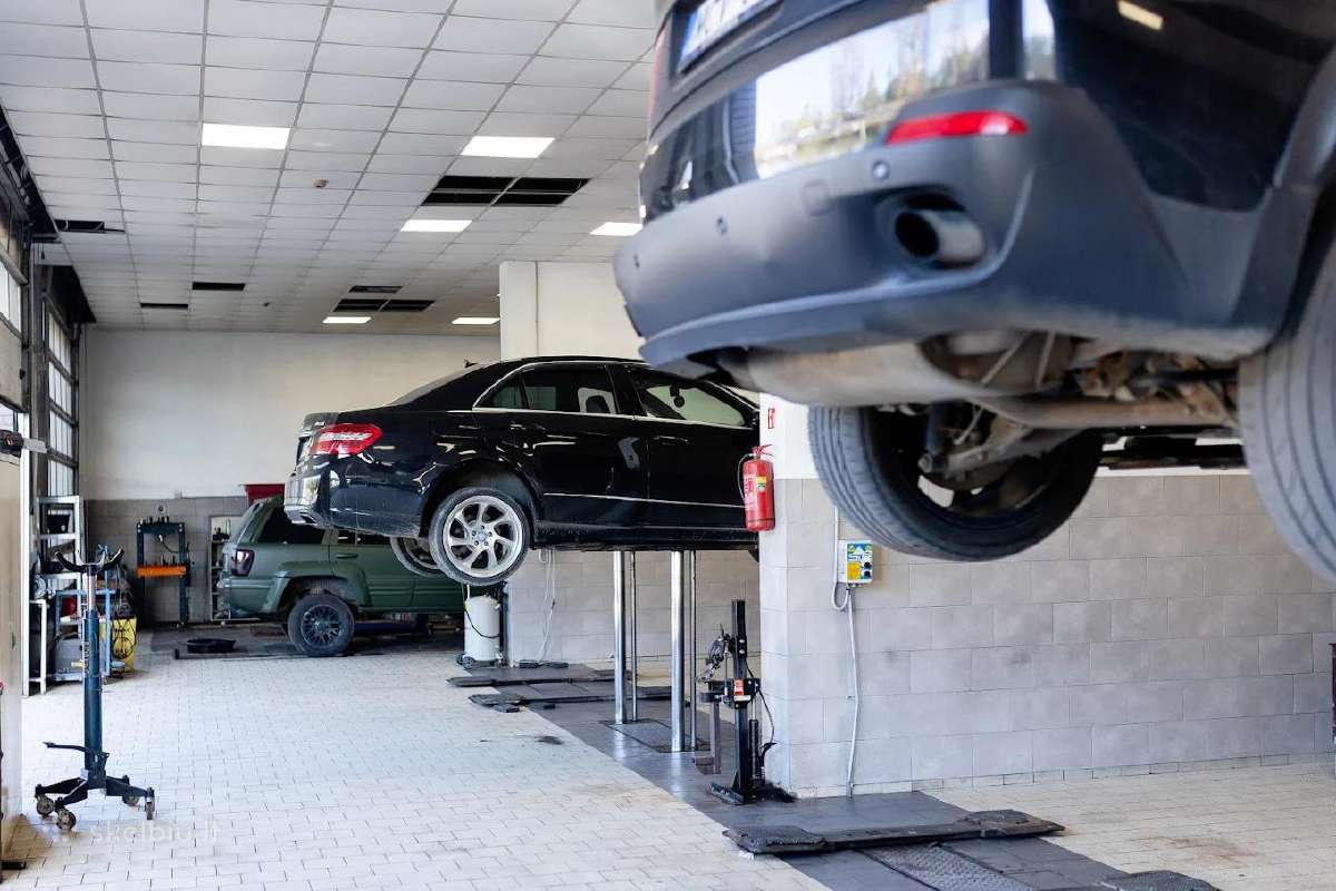 Ieškomas automobilių mechanikas - autošaltkalvis! - nuotraukos Nr. 2
