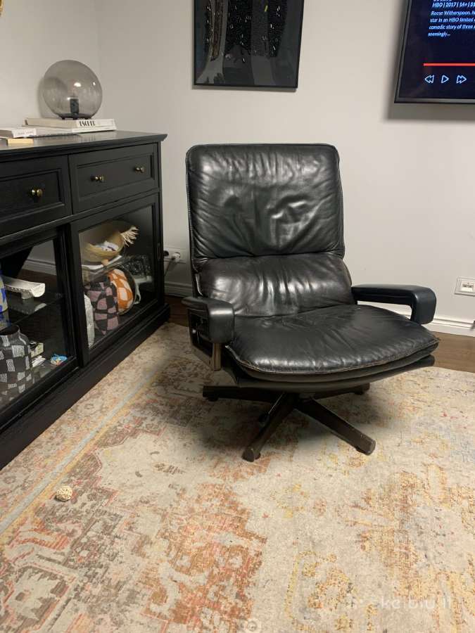 1960s 'King' Chair By Andr Vandenbeuck