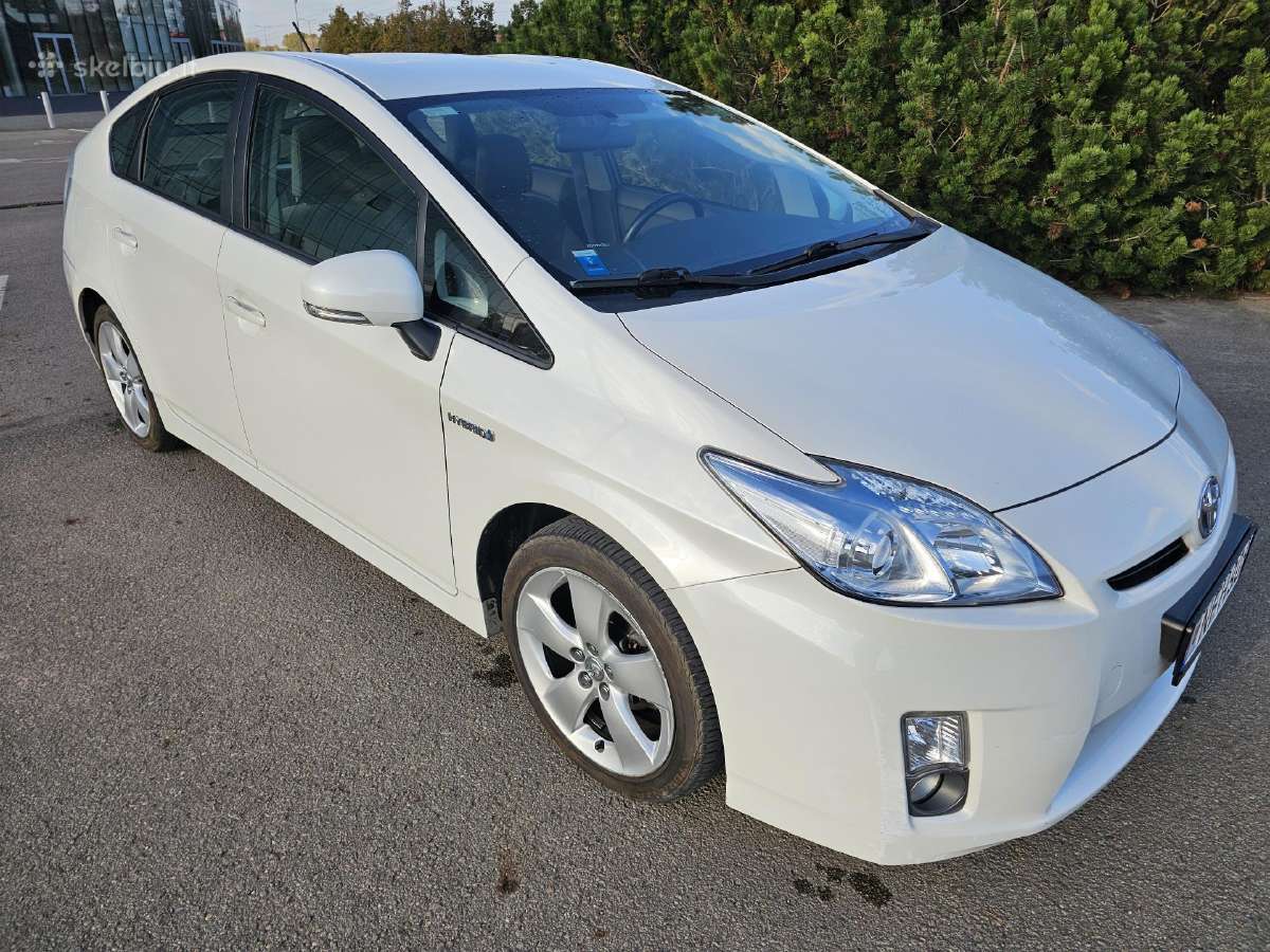 Nuomojamas Prius 3 su dujomis Vilniuje - nuotraukos Nr. 3