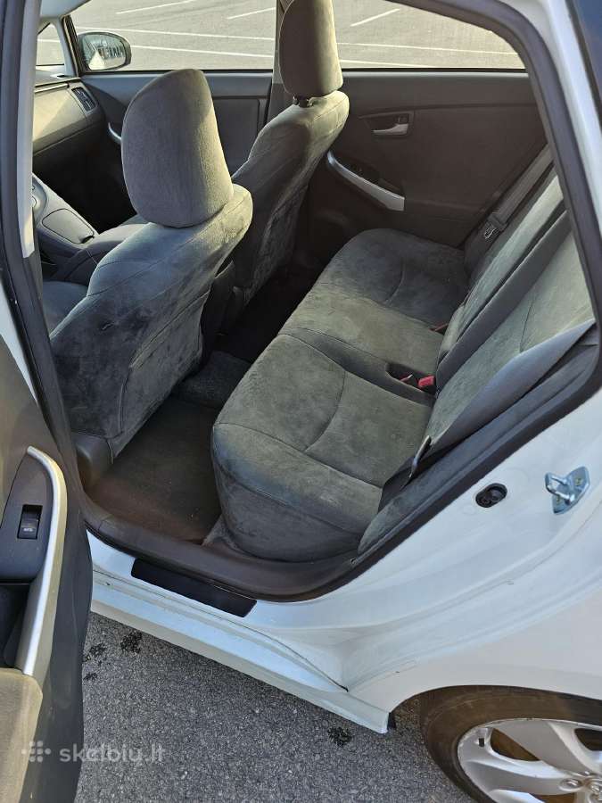 Nuomojamas Prius 3 su dujomis Vilniuje - nuotraukos Nr. 5