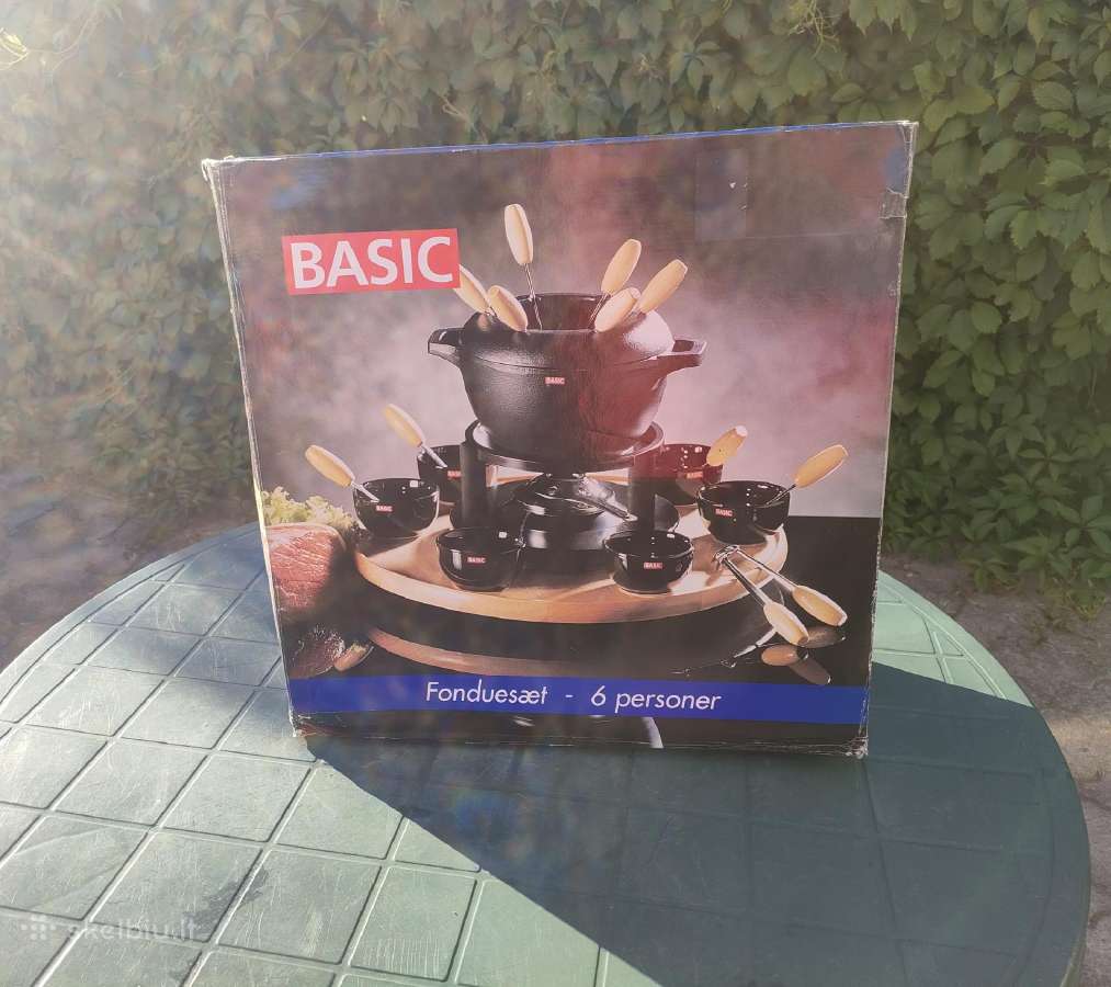 Basic fonduest . Fondiu . Fondue rinkinys