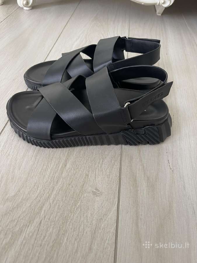 Hermes sandalai