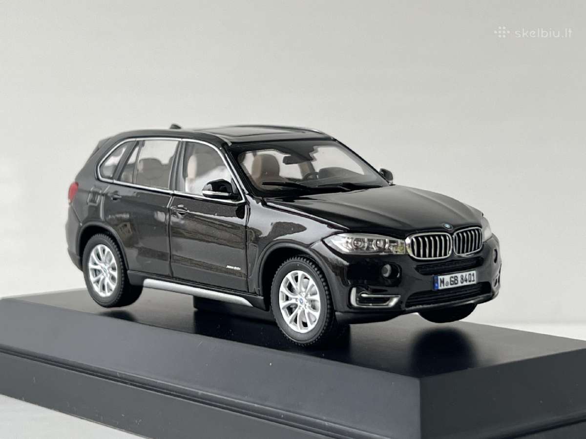 Bmw X5 1:43 - nuotraukos Nr. 4