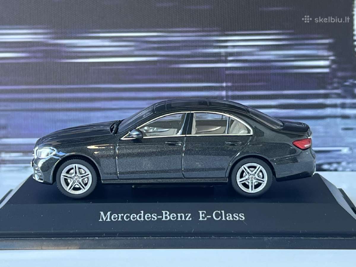 Mercedes Benz E W213 1:43