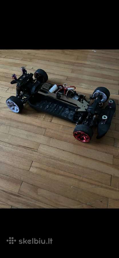 Parduodama RC drift mašina yra viskas - nuotraukos Nr. 3