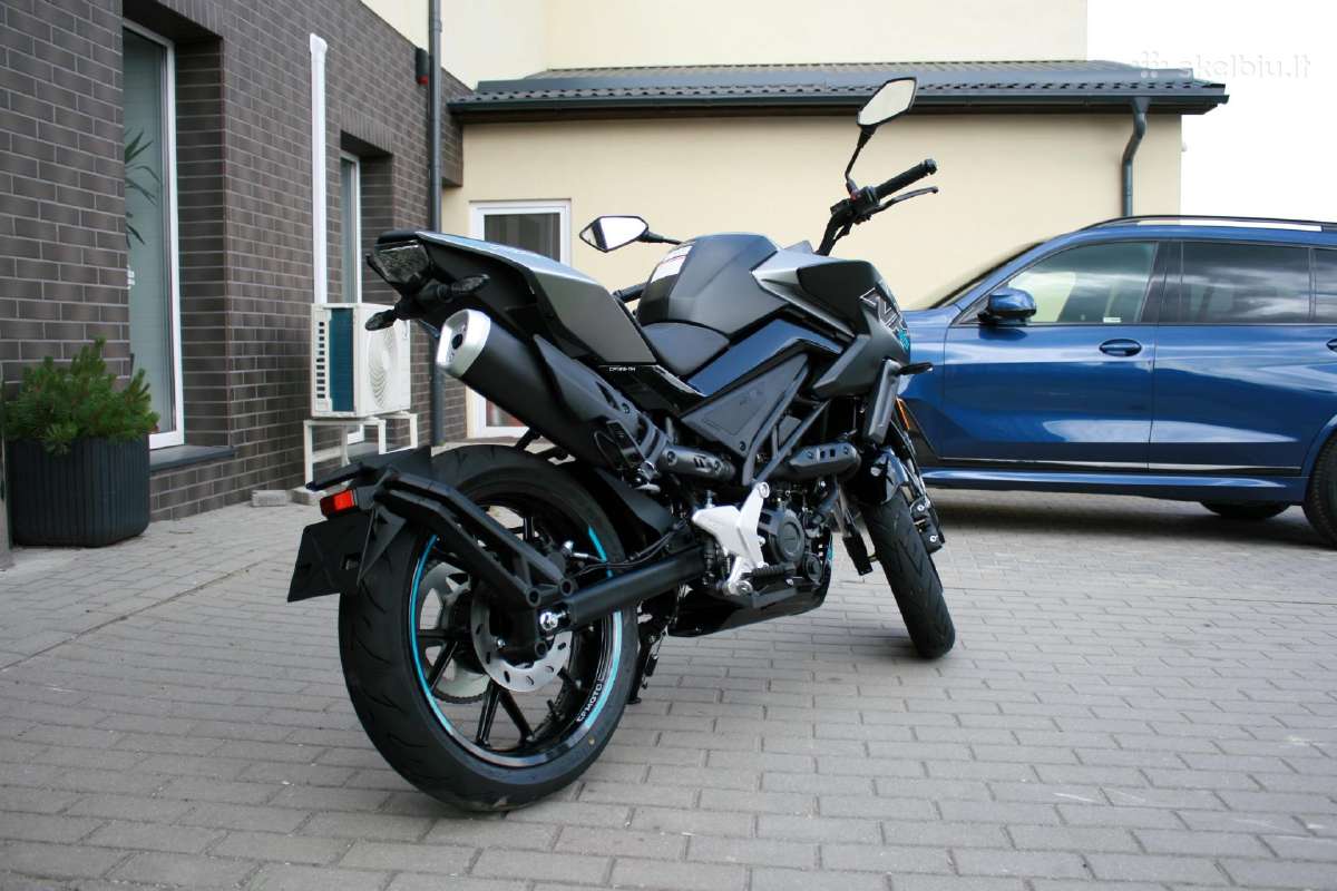 Naujiena motociklas Cfmoto 125 nk Abs - nuotraukos Nr. 10