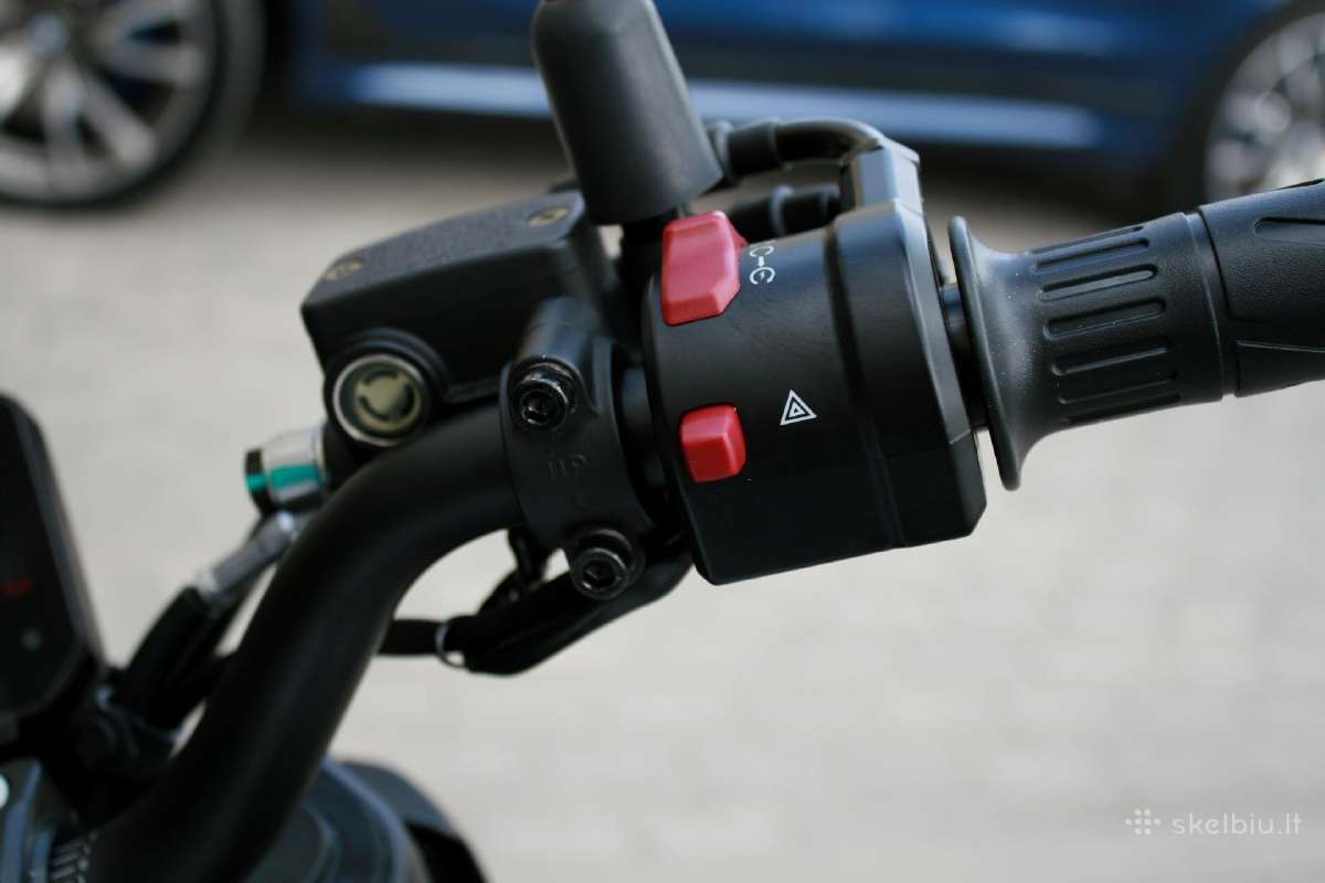 Naujiena motociklas Cfmoto 125 nk Abs - nuotraukos Nr. 25